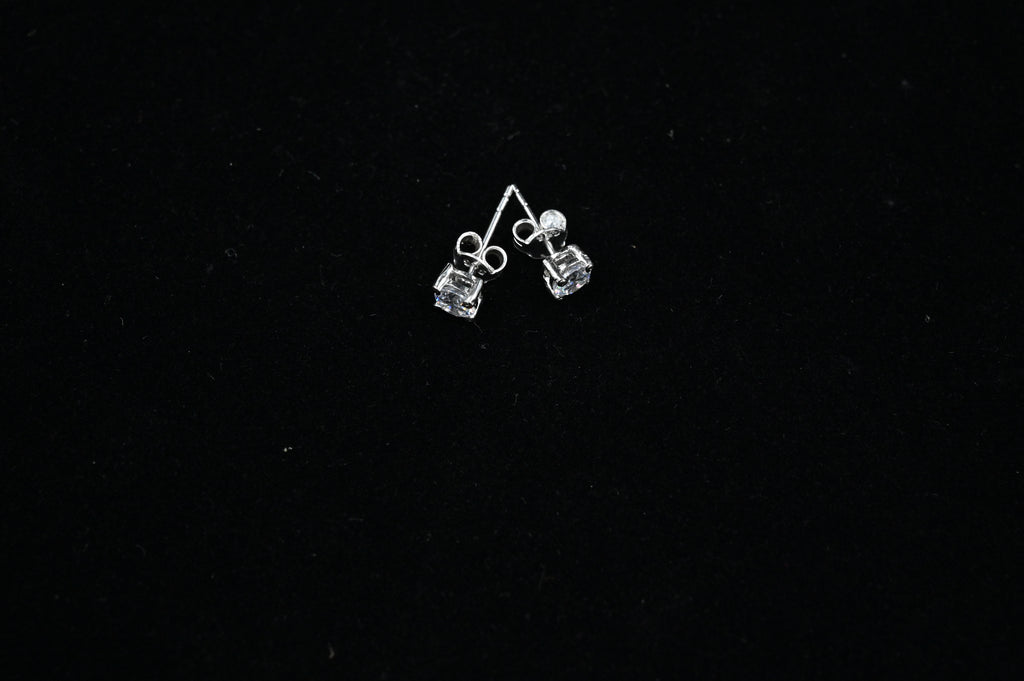 925 Silver Solitaire Stud Earrings | 92.5 Sterling Silver & Round Brilliant Cubic Zirconia Tops for Men / Women/Girls