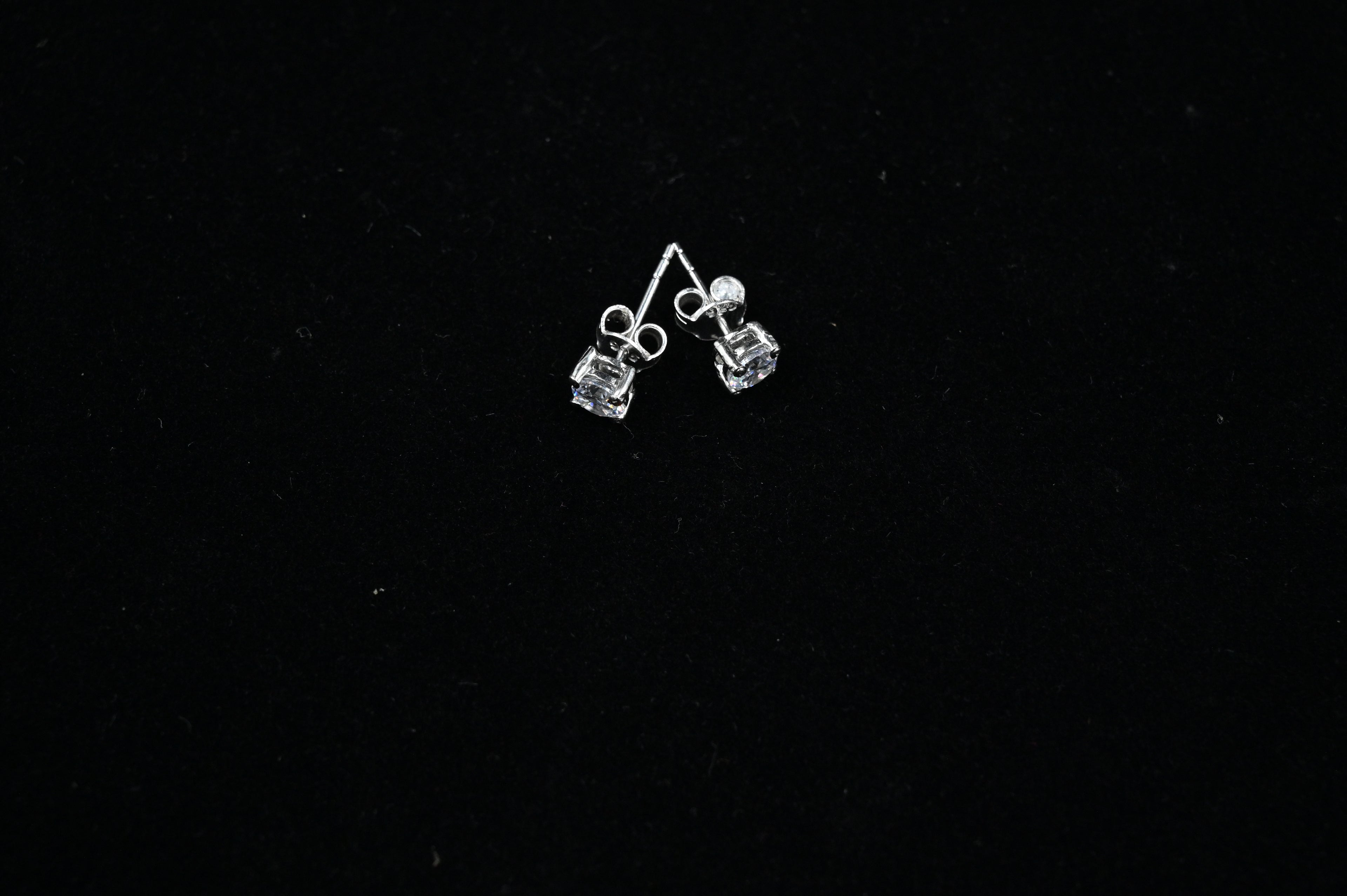 925 Silver Solitaire Stud Earrings | 92.5 Sterling Silver & Round Brilliant Cubic Zirconia Tops for Men / Women/Girls