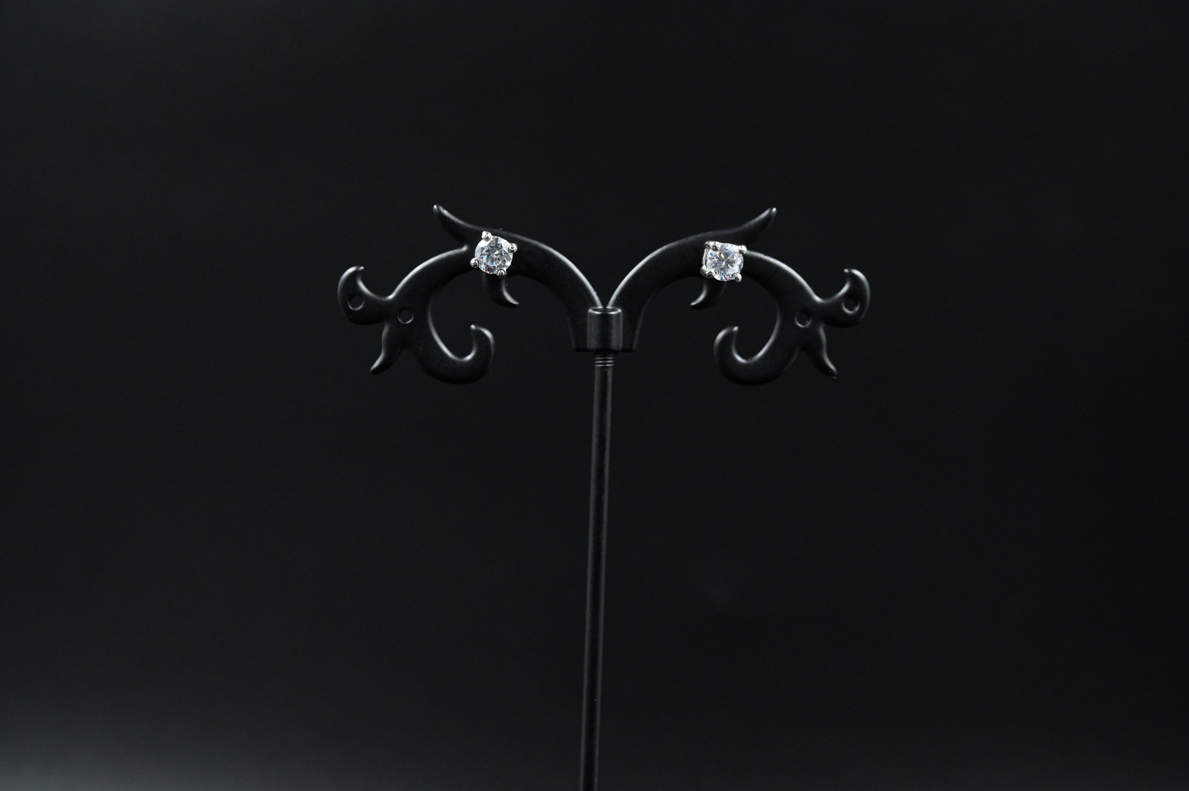 925 Silver Solitaire Stud Earrings | 92.5 Sterling Silver & Round Brilliant Cubic Zirconia Tops for Men / Women/Girls