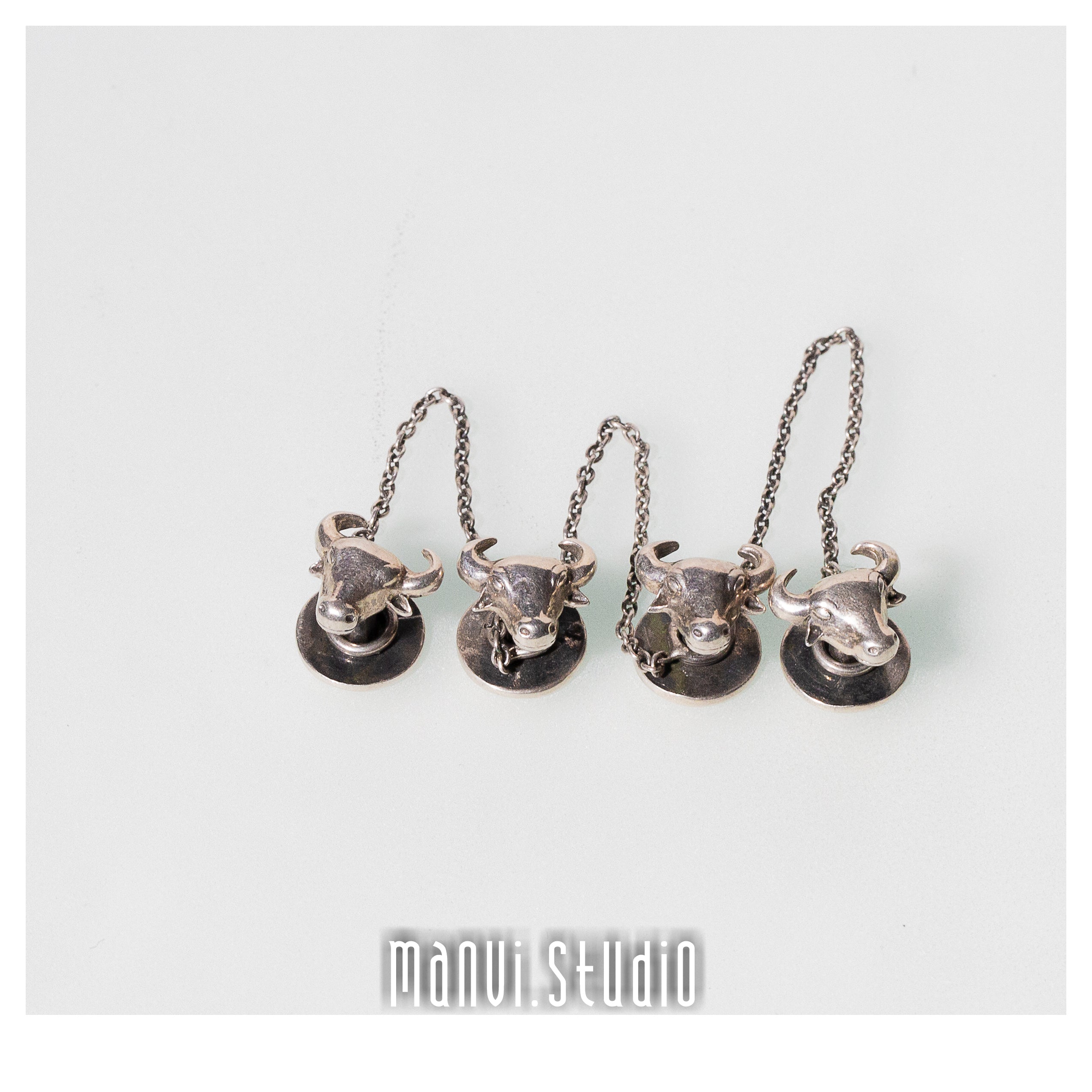 Mens Sleeve Link-The Bull Links